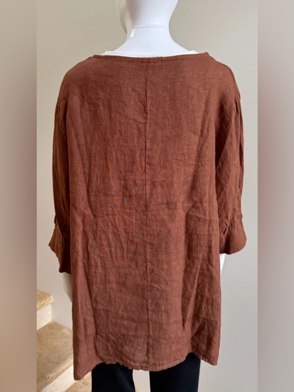 DEVITALIA Linen Ruffle Top Tunic, One Size - Picture 5 of 6